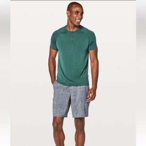 Lululemon Metal Vent Tech Short Sleeve Henley in Dark Voyage/Antigua size XXL